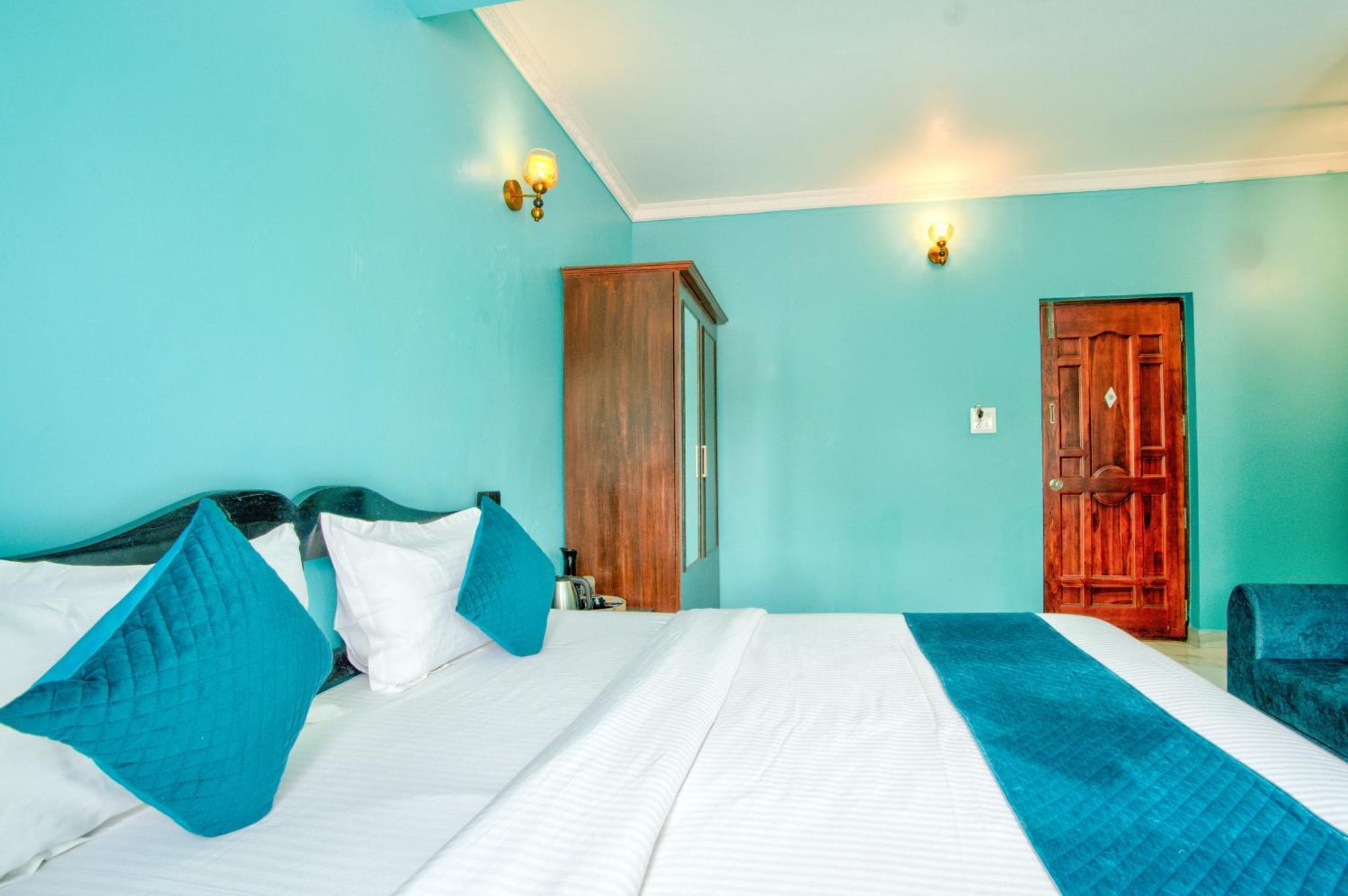 Candolim Beach White Residency 바가 외부 사진